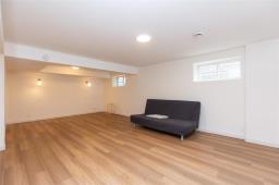 304 Oak Lawn Road, Winnipeg, MB R3Y0H7 Photo 18