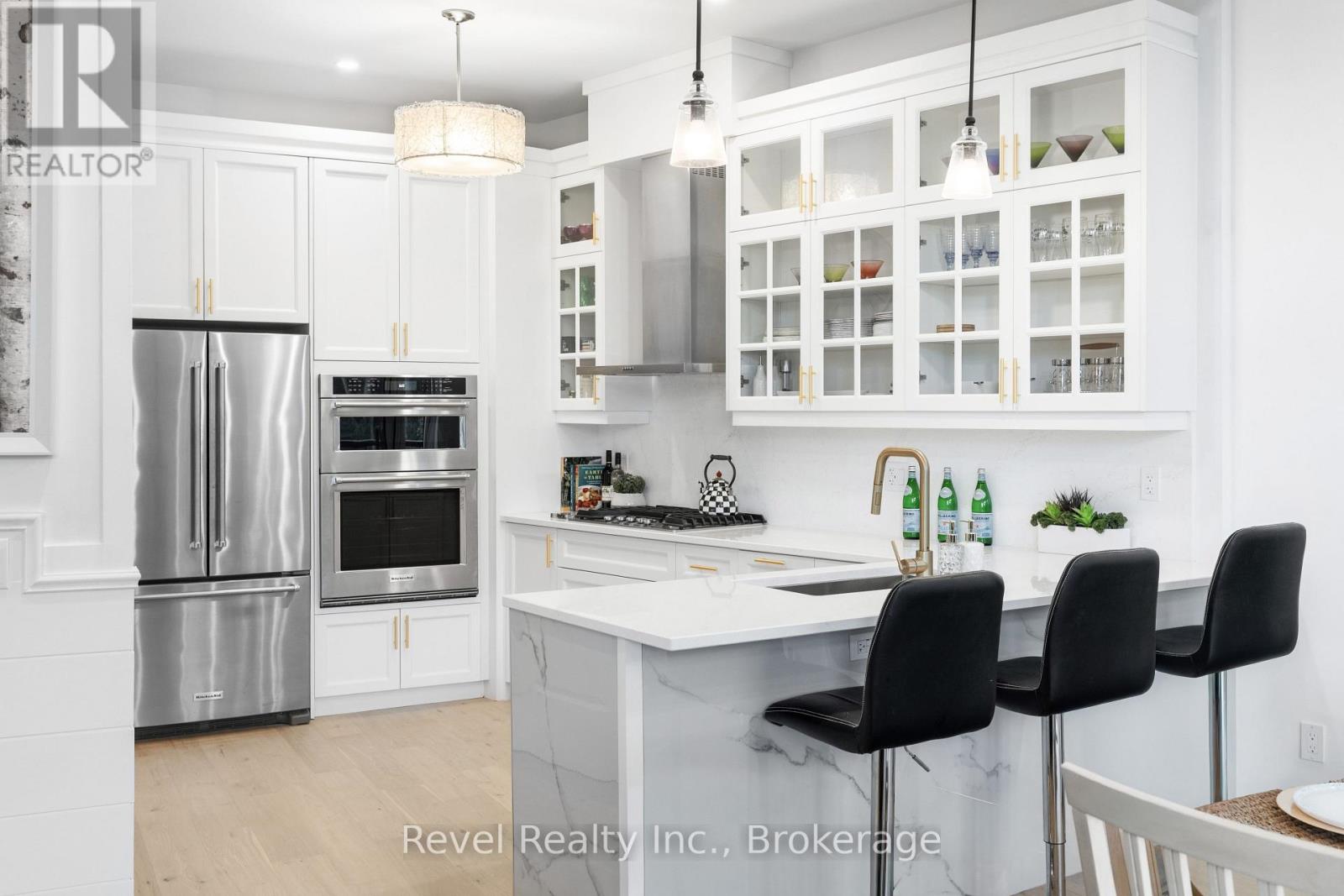 #221 99 LOUISA STREET - Image 10