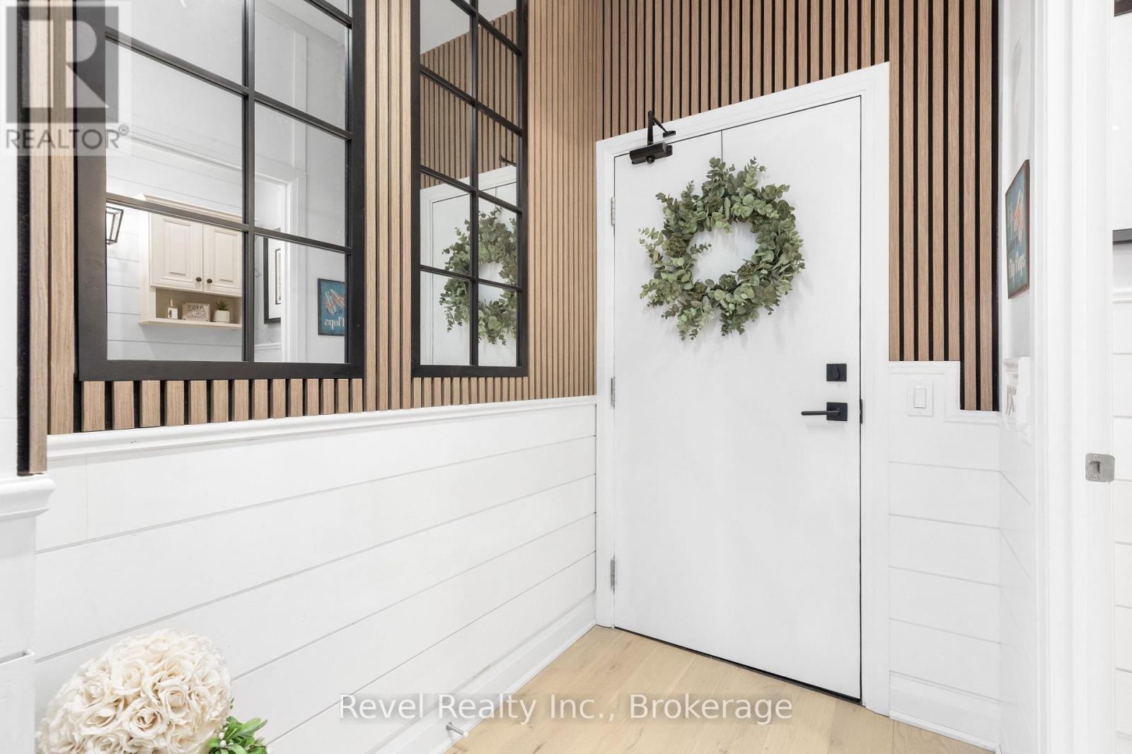 #221 99 LOUISA STREET - Image 7