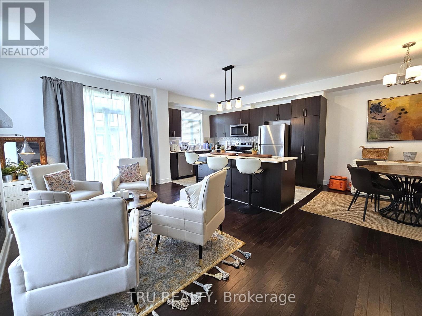 5 Bed, 4 Bath House for Rent in Ottawa – 332 MAKOBE LANE, Ottawa – MLS# X13685542 - Image 9