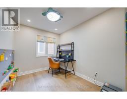 23 Horn Street, Whitchurch Stouffville, ON L4A0X9 Photo 15