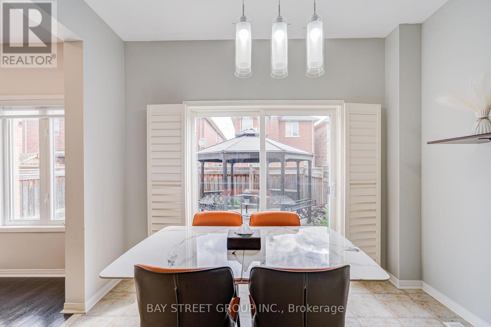 23 HORN STREET - 7