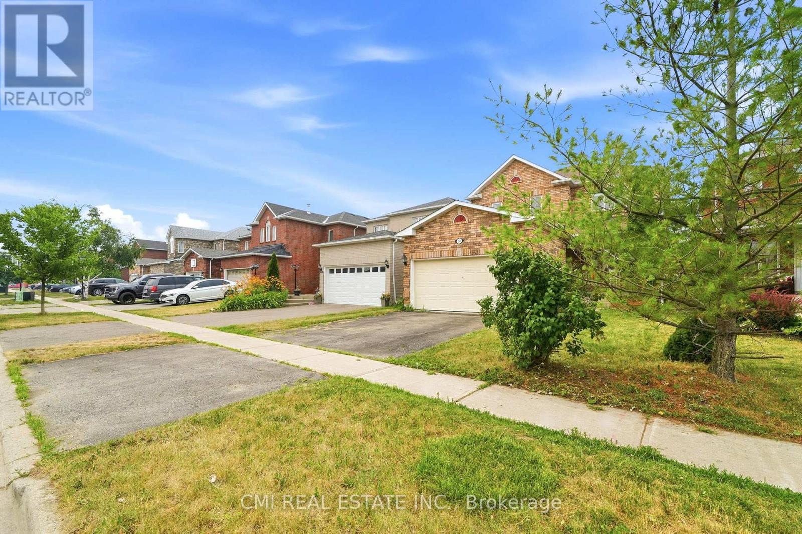 366 MARSHALL CRESCENT - 3