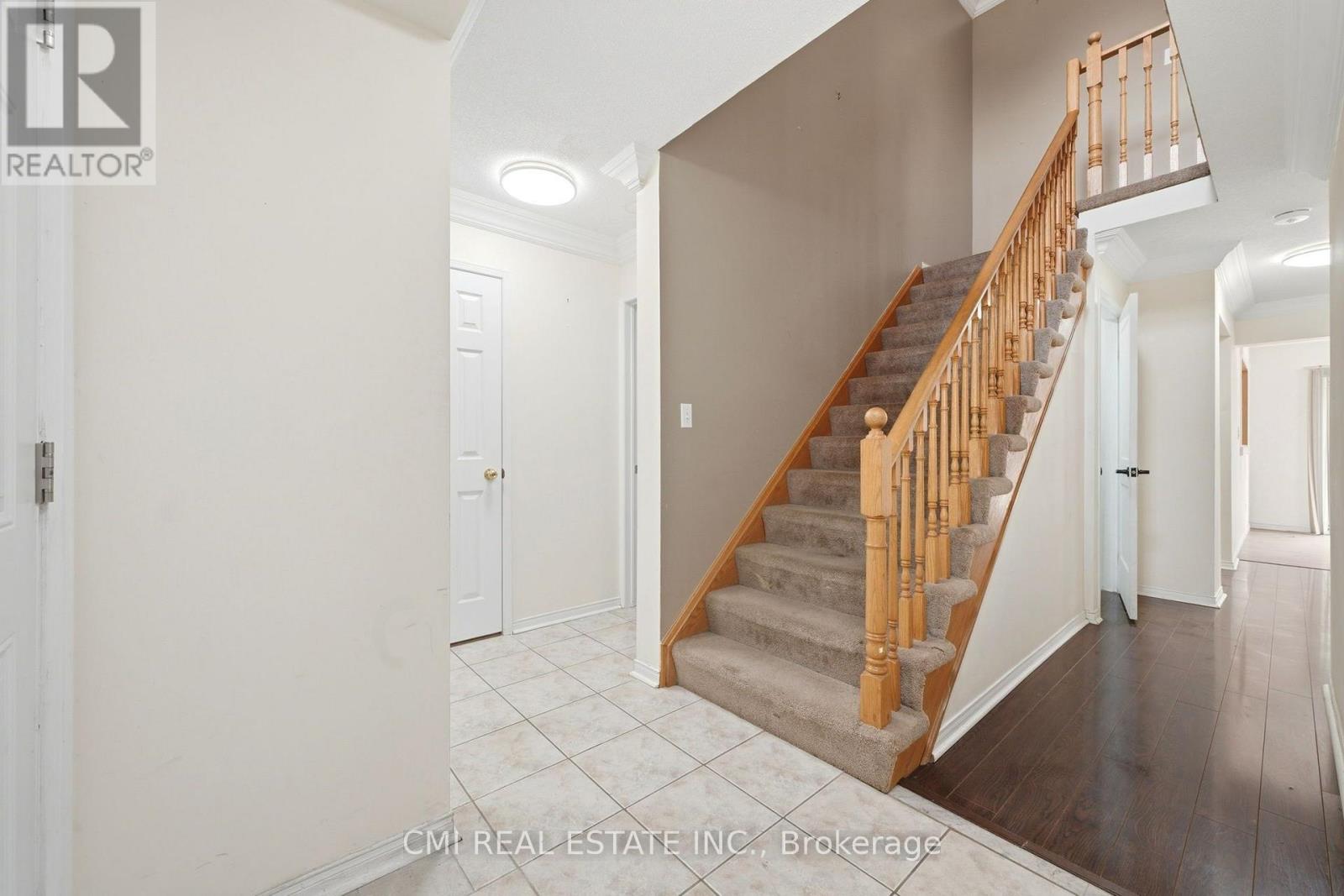 366 MARSHALL CRESCENT - 8