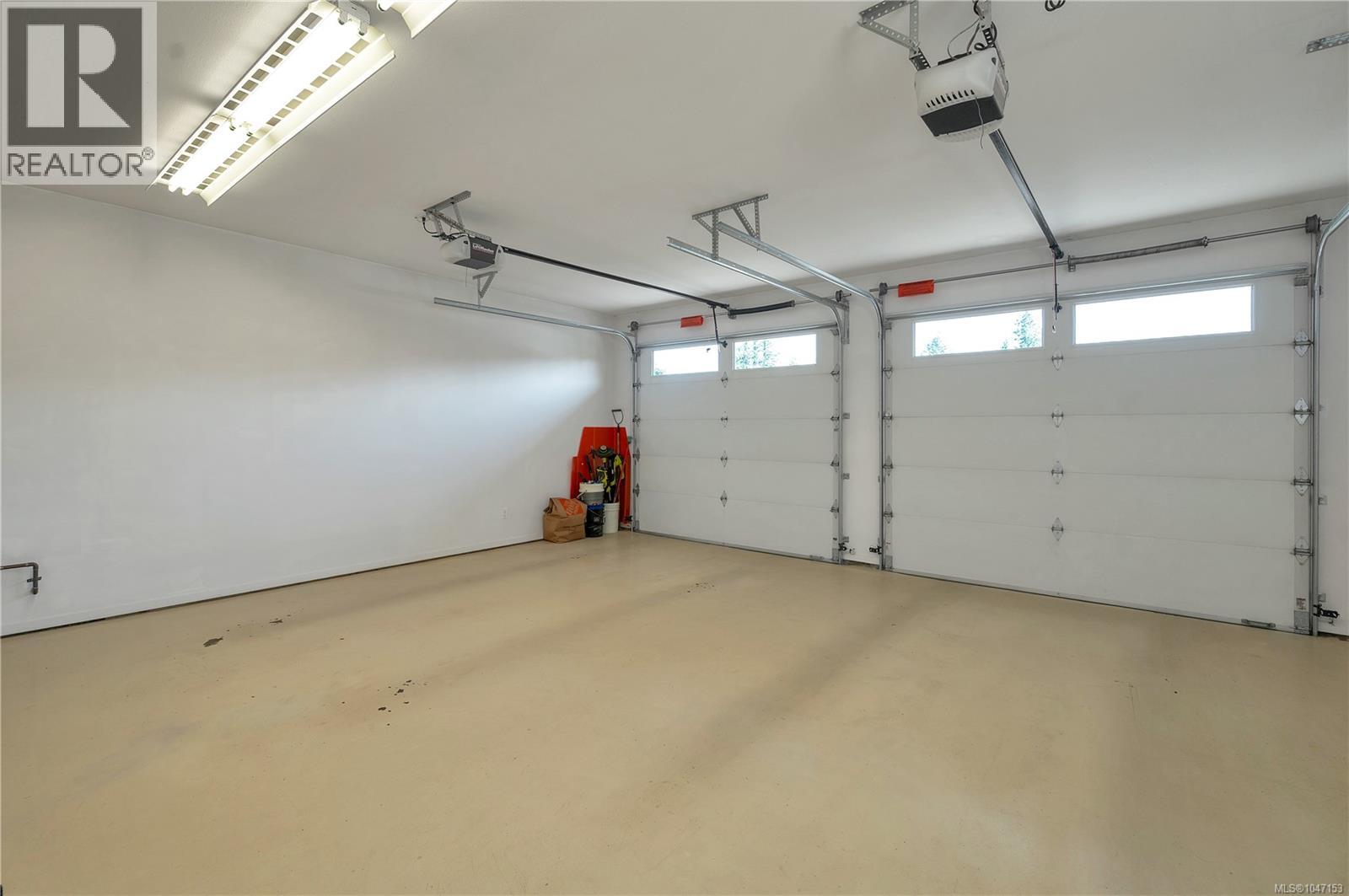 2962 Pacific View Terr - Image 34