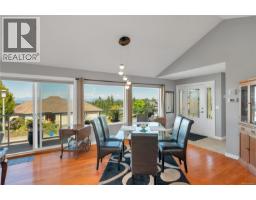 Ensuite - 2962 Pacific View Terr, Campbell River, BC V9H1V4 Photo 6