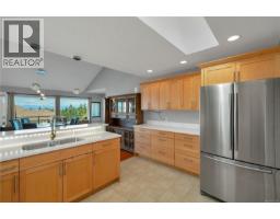 2962 Pacific View Terr, Campbell River, BC V9H1V4 Photo 19