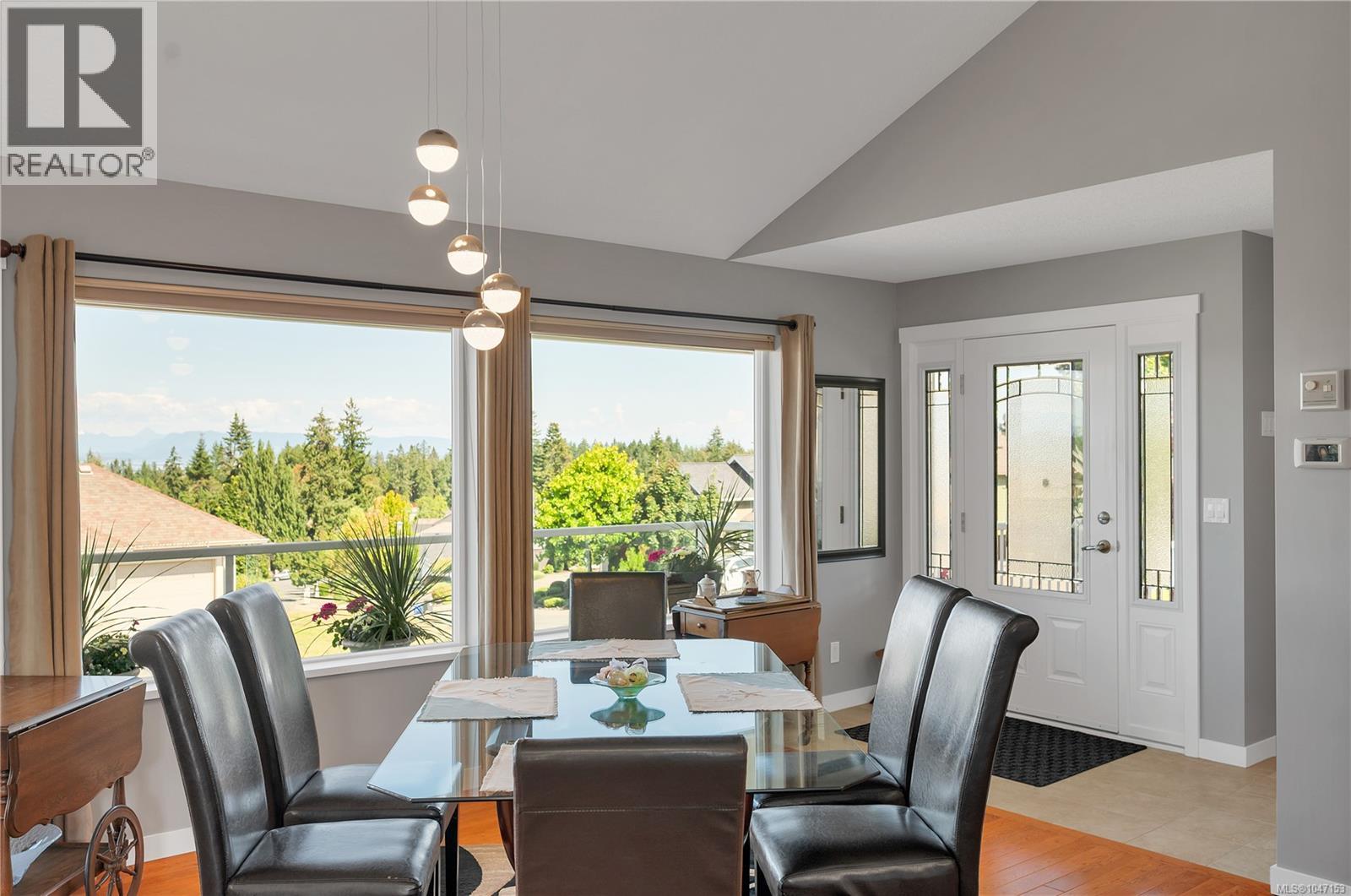 2962 Pacific View Terr - Image 7
