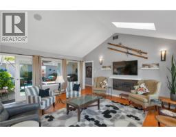 Pantry - 2962 Pacific View Terr, Campbell River, BC V9H1V4 Photo 8