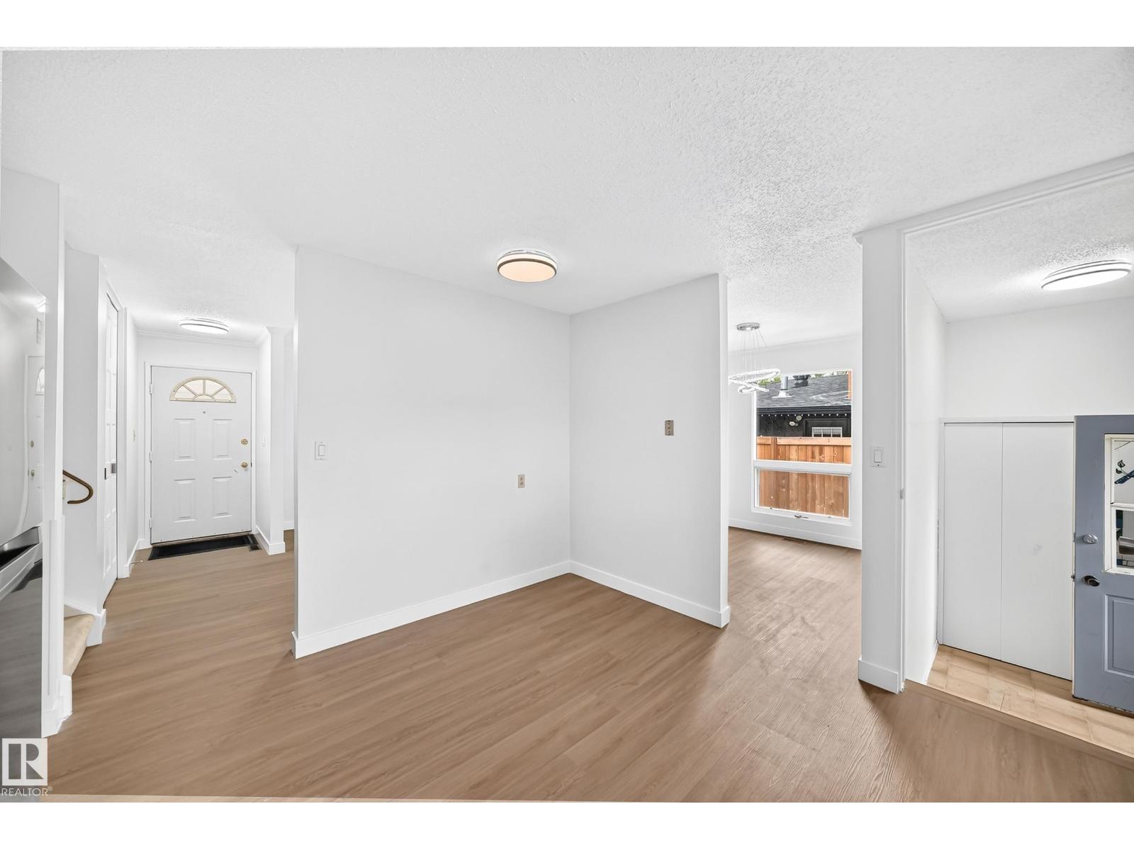 3311 114 ST NW - 13