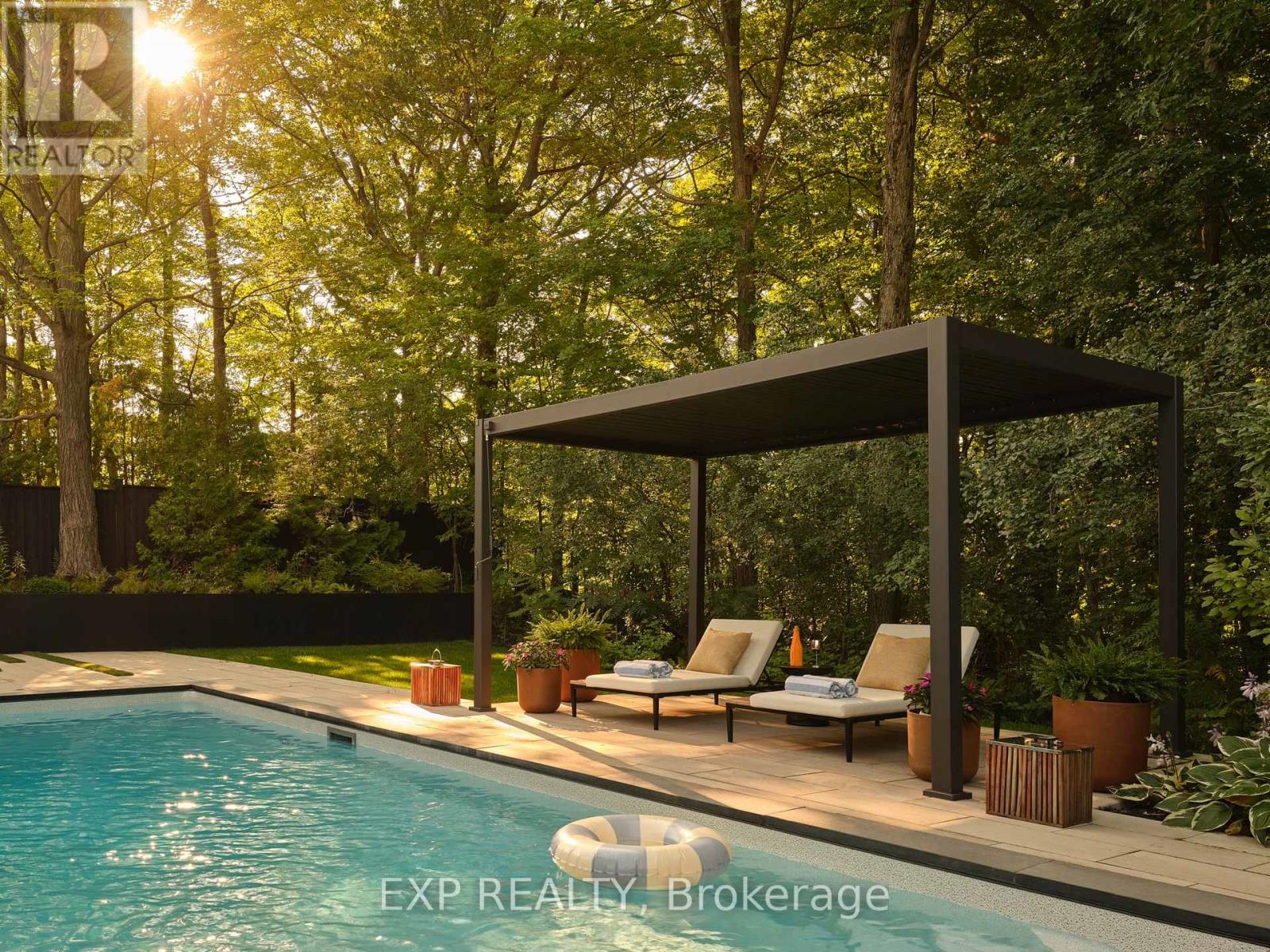 Listing photo of 105 PARK CRESCENT