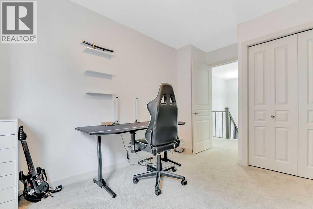 210 Viscount Drive - Image 23