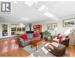 13 2389 Charles Street, Vancouver, BC V5L5G4 Photo 6