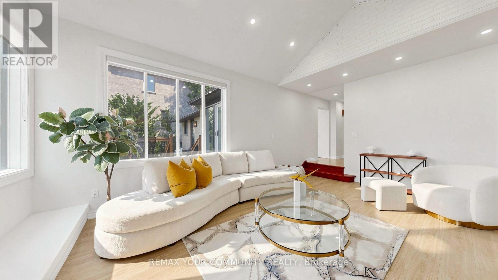 170 GARDEN AVENUE - 14