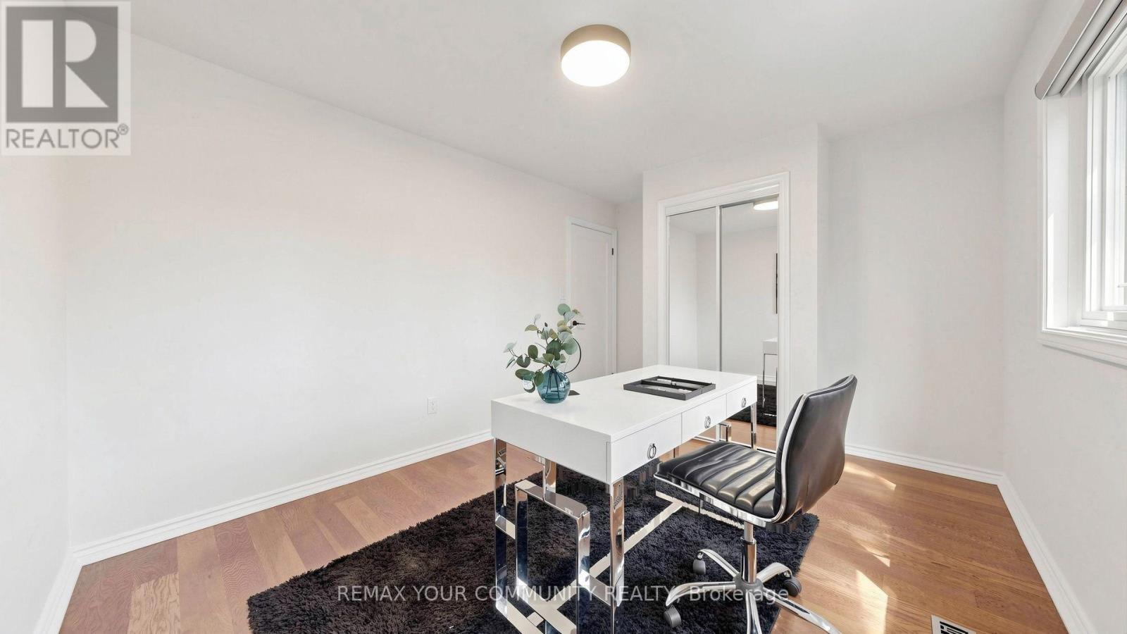 170 GARDEN AVENUE - Image 34