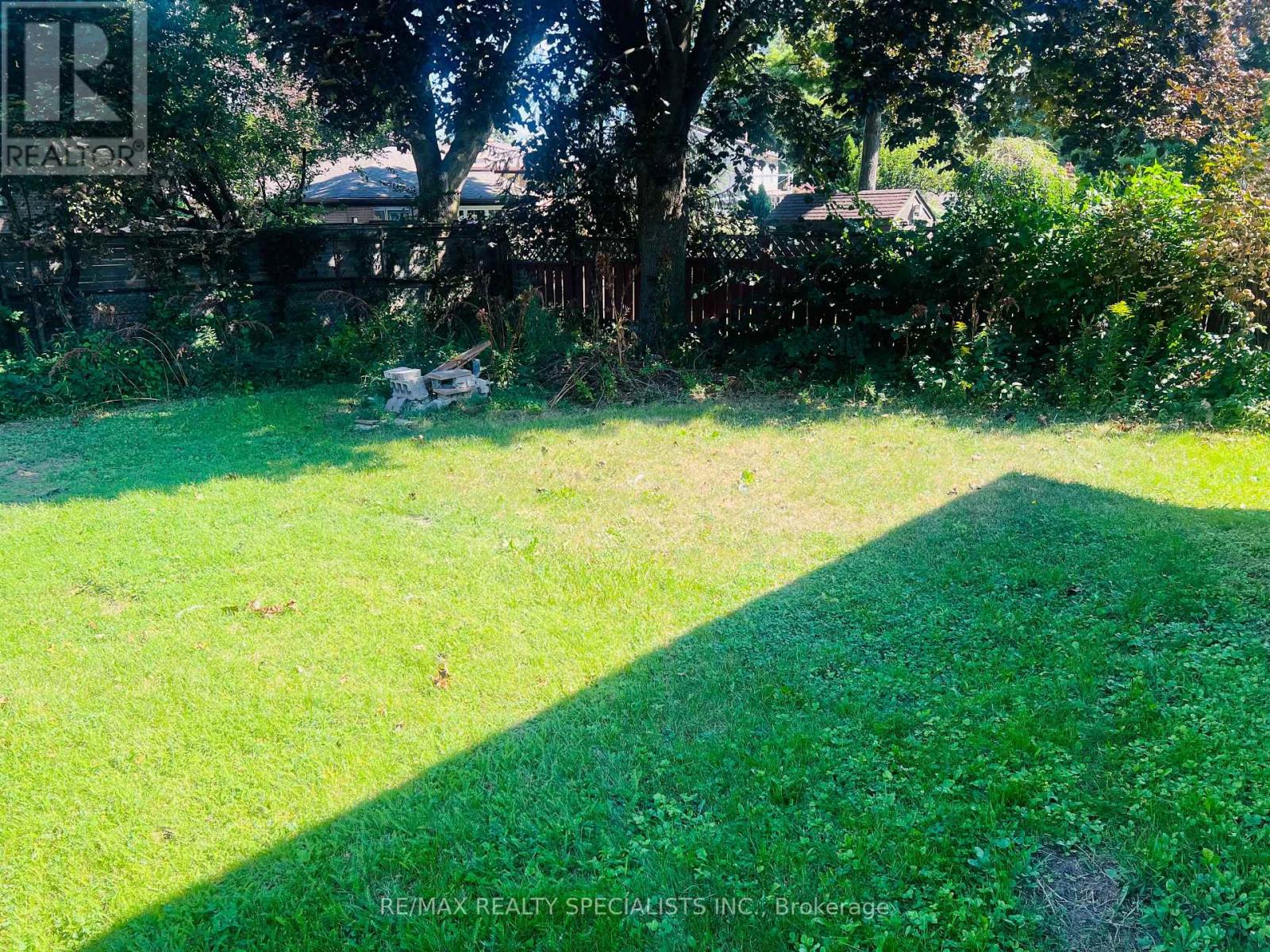 22 GRISELDA CRESCENT - 4