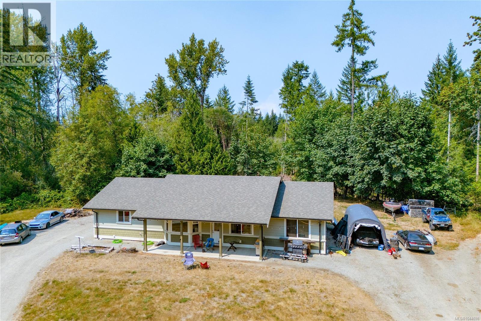 4005 Rowe Rd, Duncan