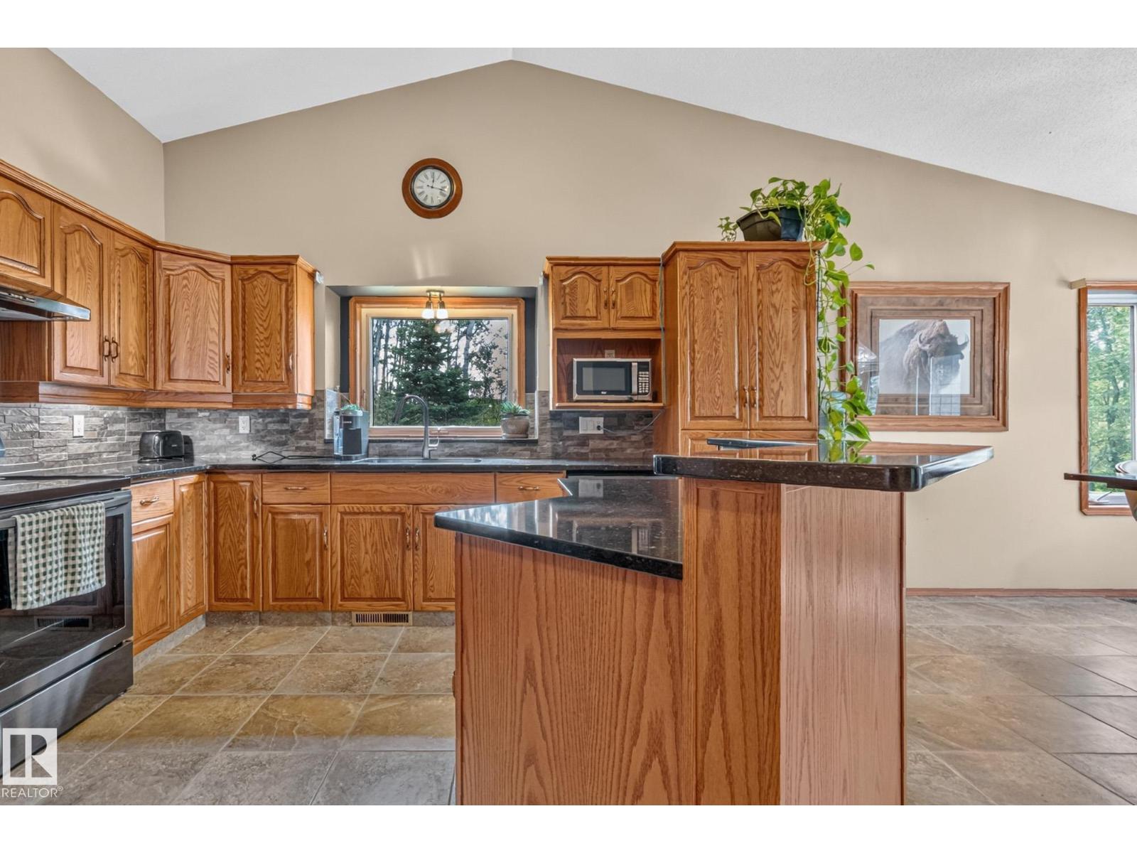 #133 51350 RGE ROAD 224 - 6