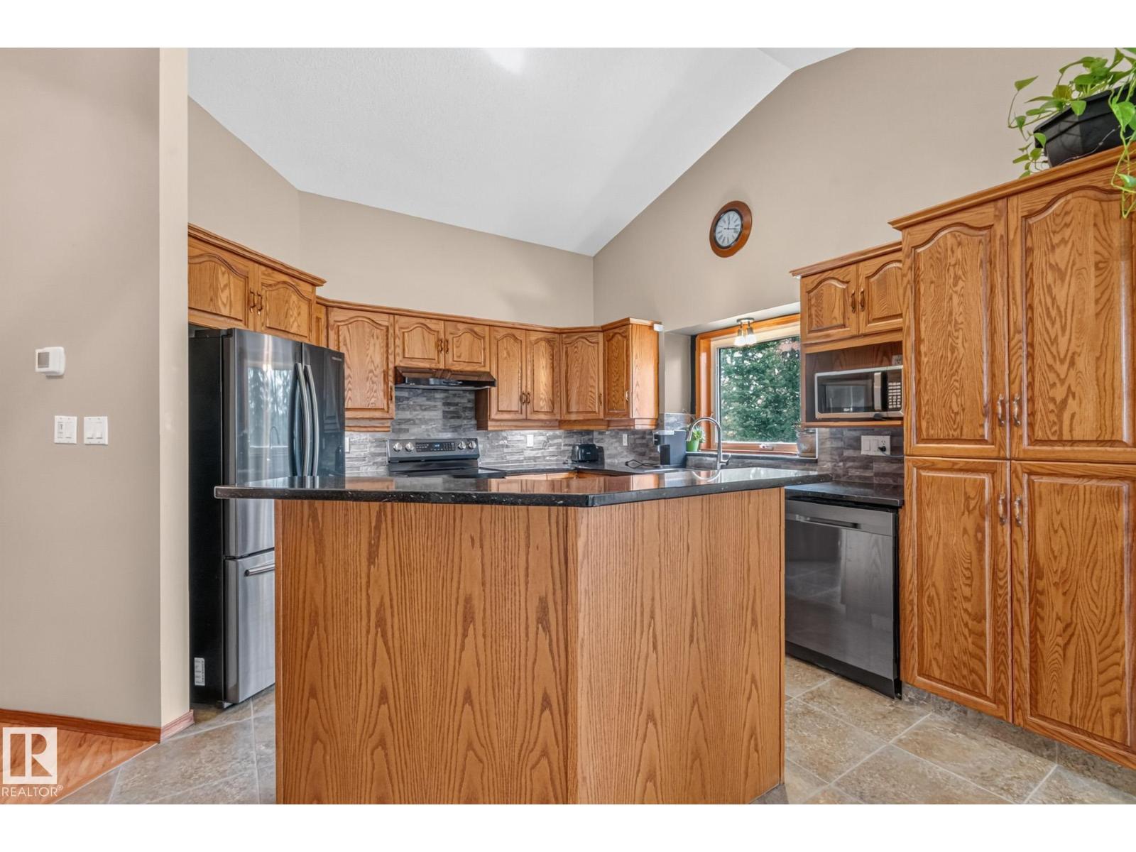 #133 51350 RGE ROAD 224 - 7