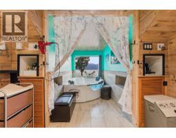 3690 Southview Road, Tappen, BC V0E2X1 Photo 31