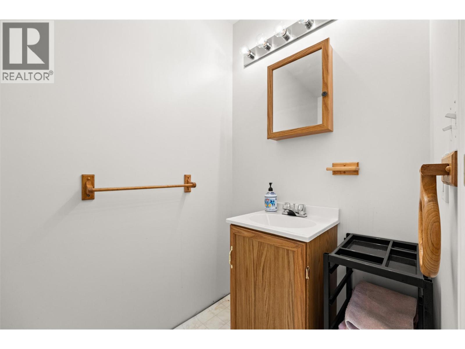 #14 4450 Postill Drive - Image 38