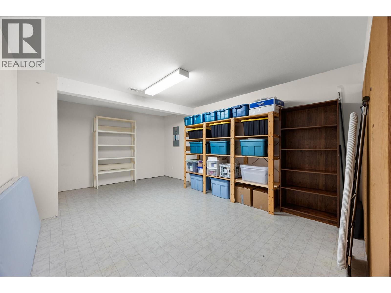 #14 4450 Postill Drive - 36