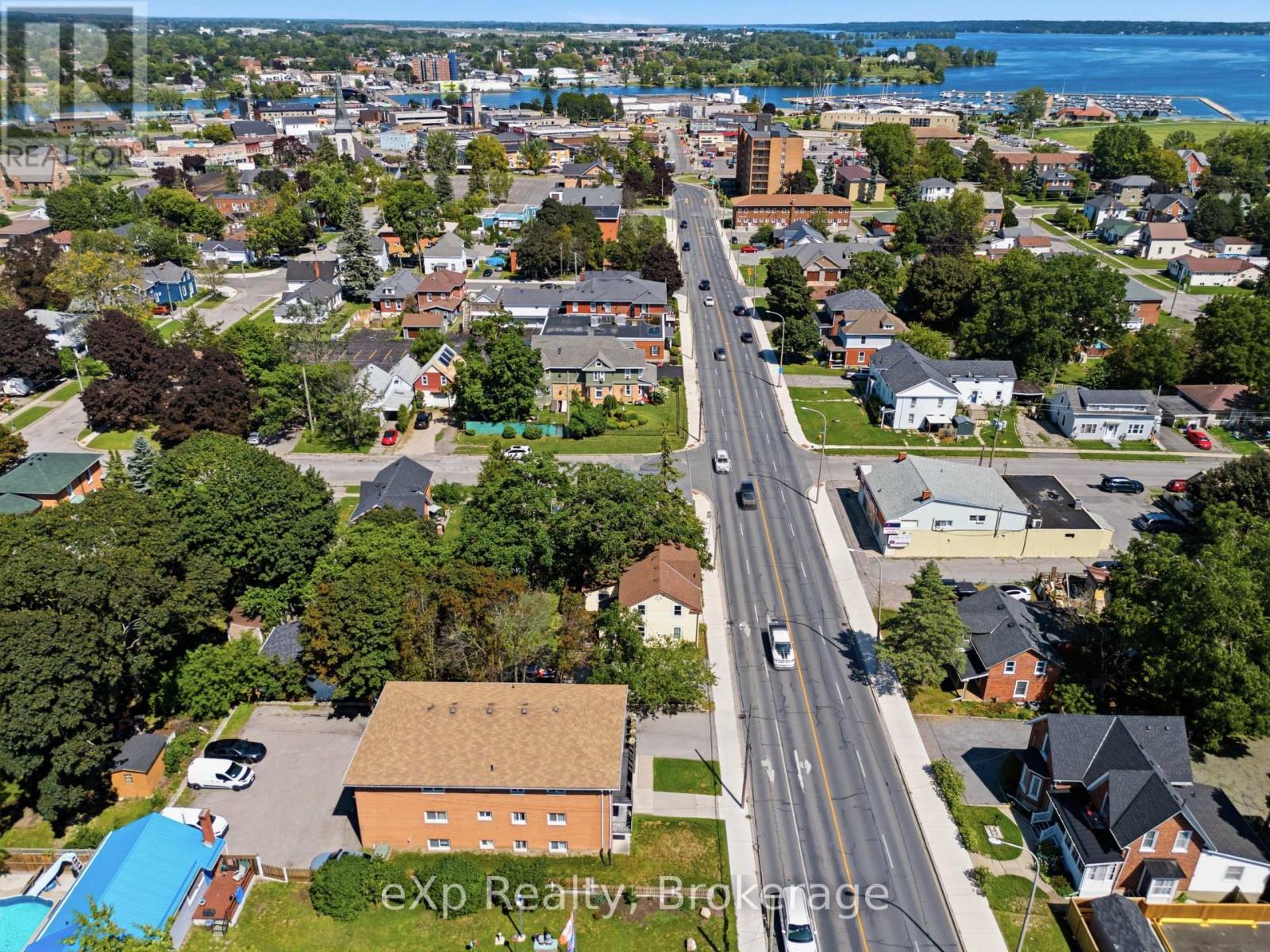 188 DUNDAS STREET W - Image 43