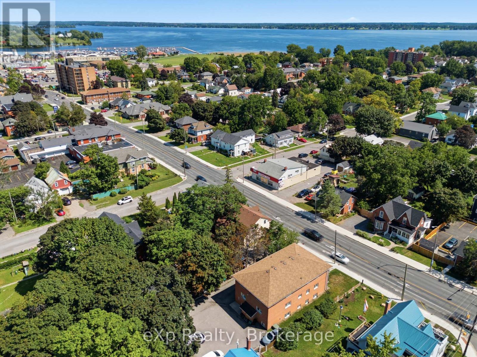 188 DUNDAS STREET W - Image 44