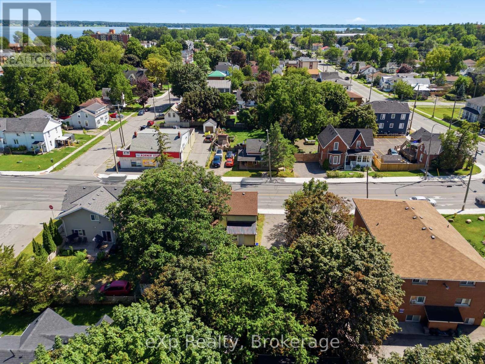 188 DUNDAS STREET W - 45