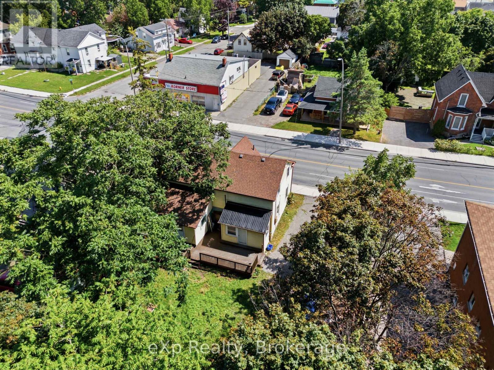 188 DUNDAS STREET W - 46