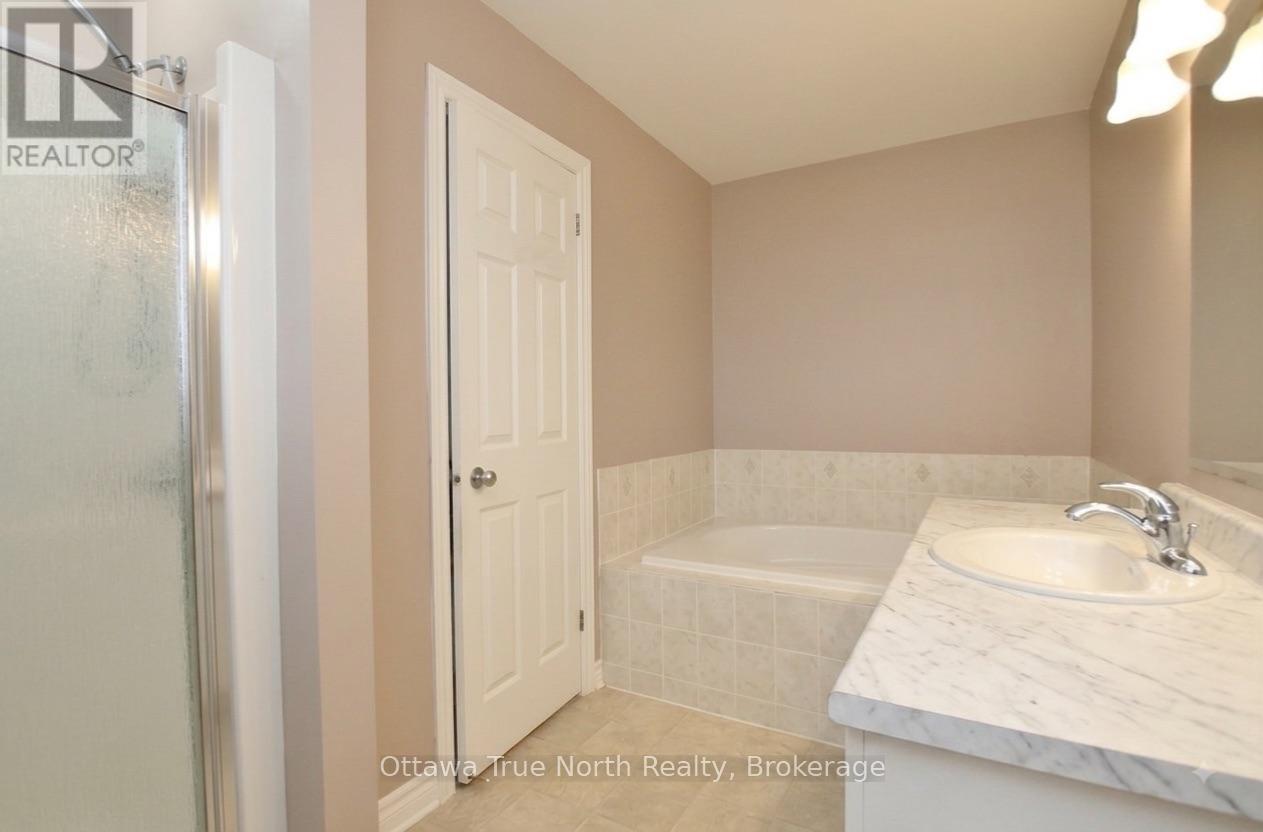 3 Bed, 4 Bath House for Rent in Ottawa – 601 MALKOWSKI STREET, Ottawa – MLS# X13685586 - Image 10