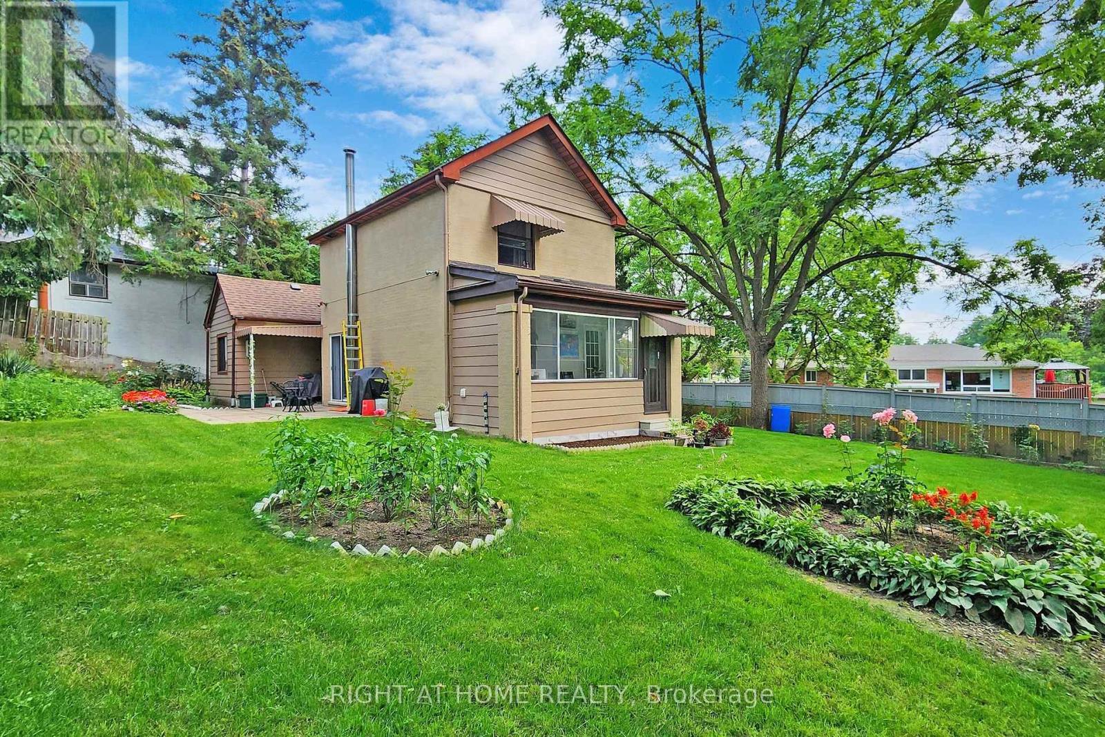 1 EDGEBROOK DRIVE - Image 27