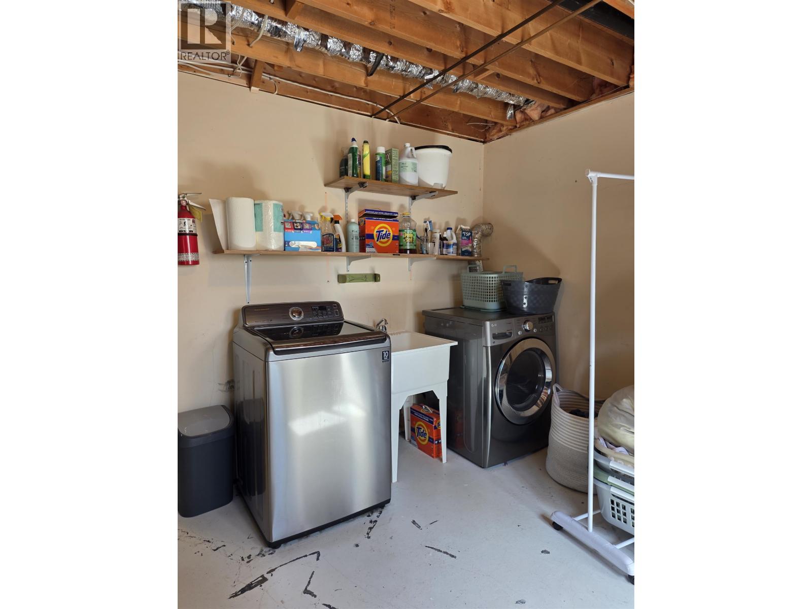 2330 OMINECA PLACE - Image 27