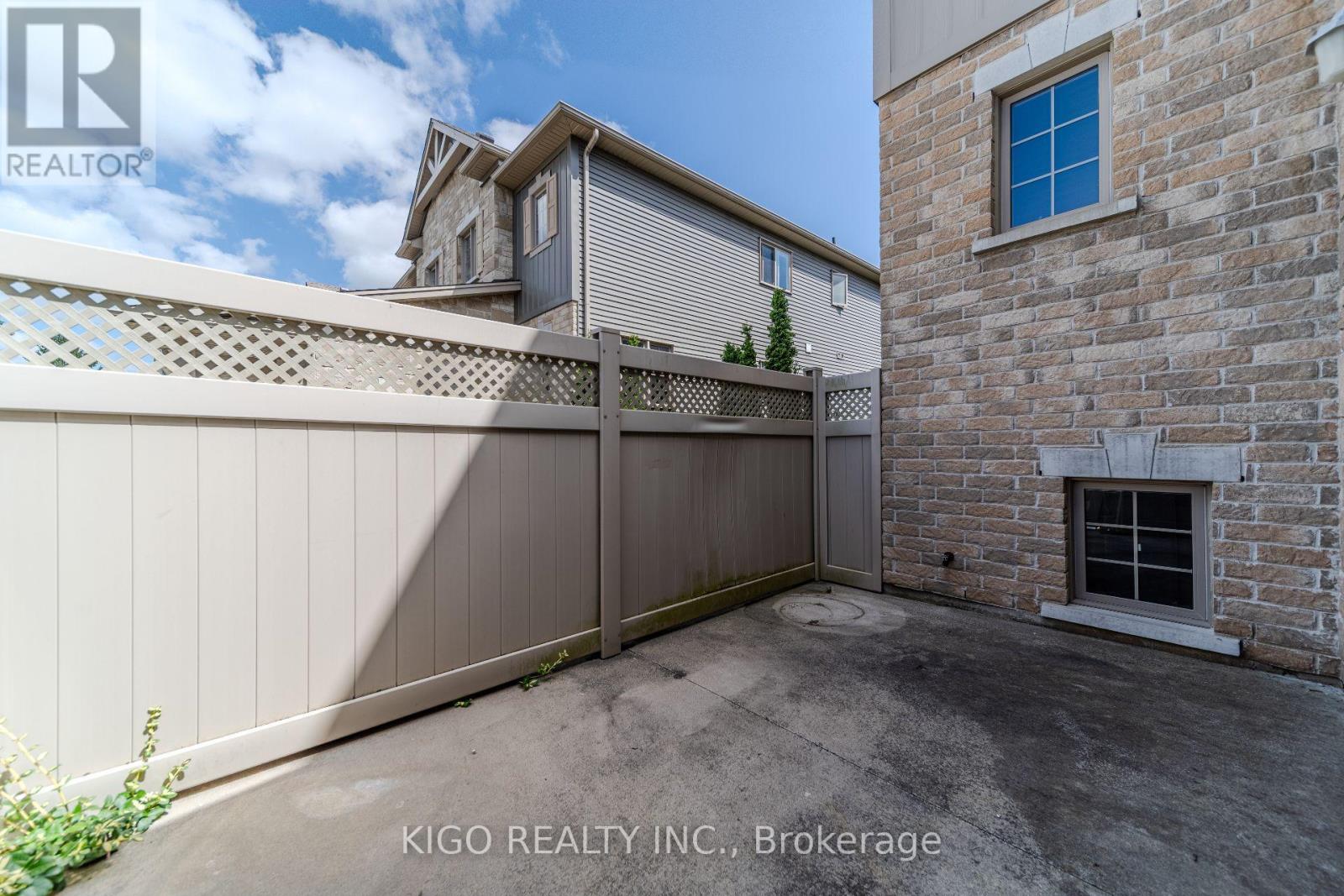 #37A 931 GLASGOW STREET - Image 33