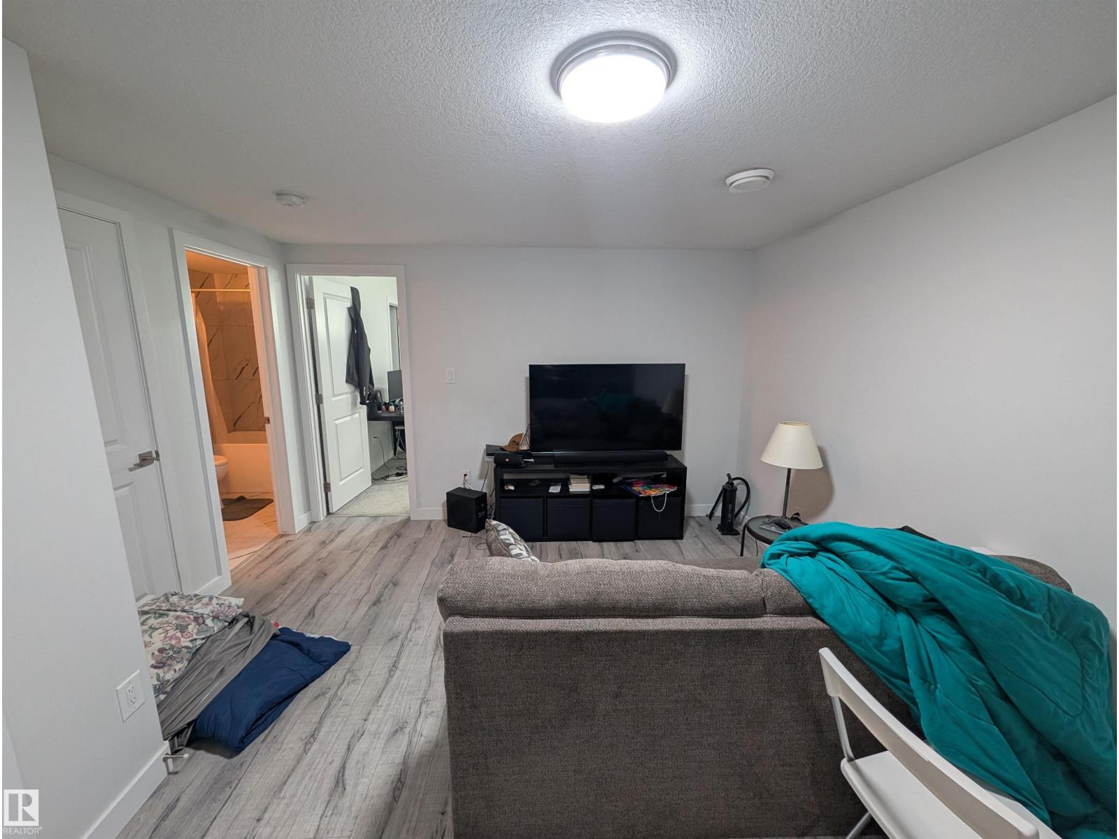 9455 COLAK LN SW - 35