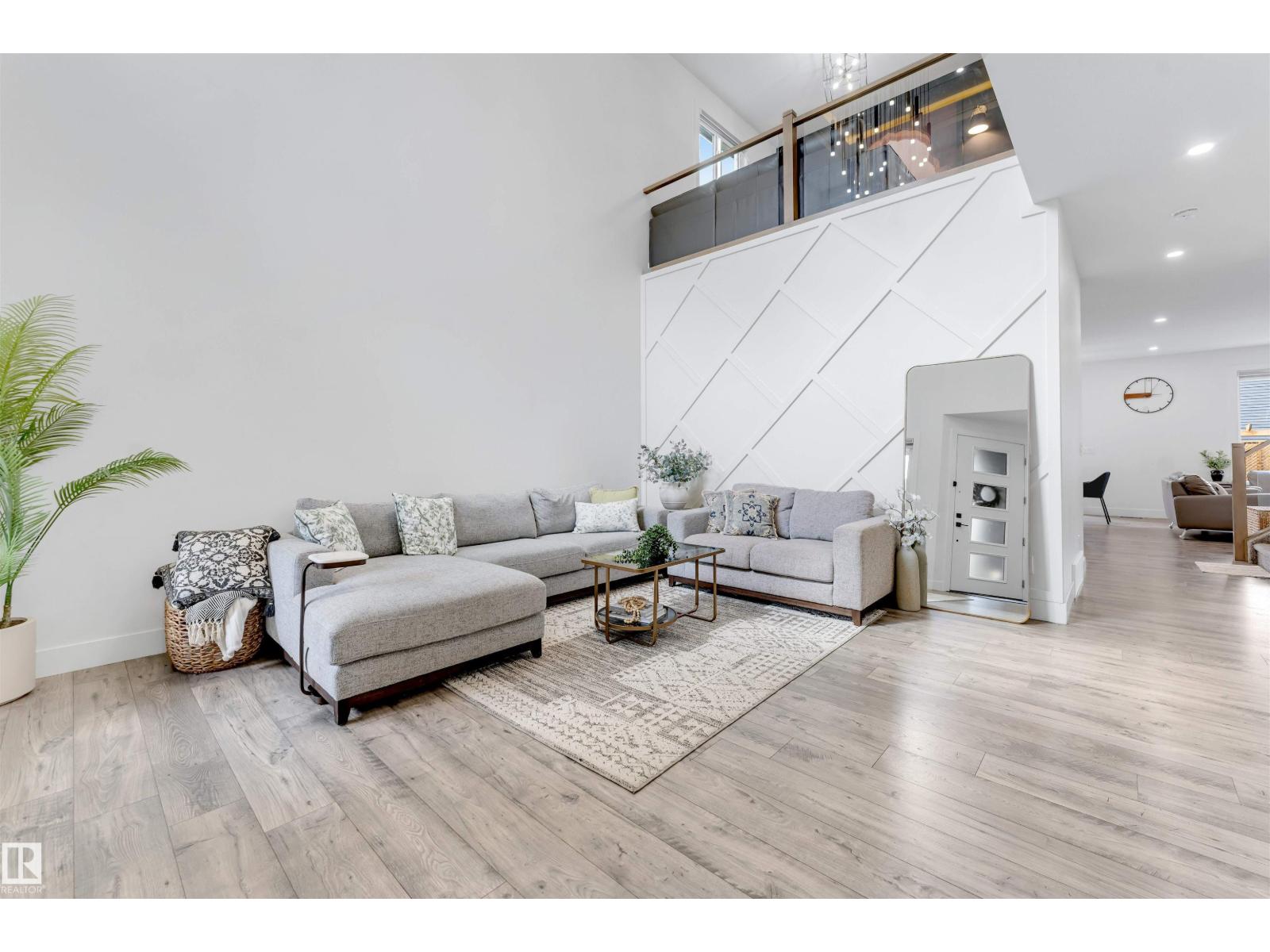 1824 18 AV NW - 16