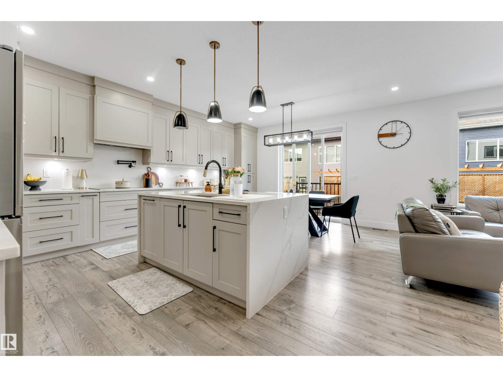 1824 18 AV NW - Image 20