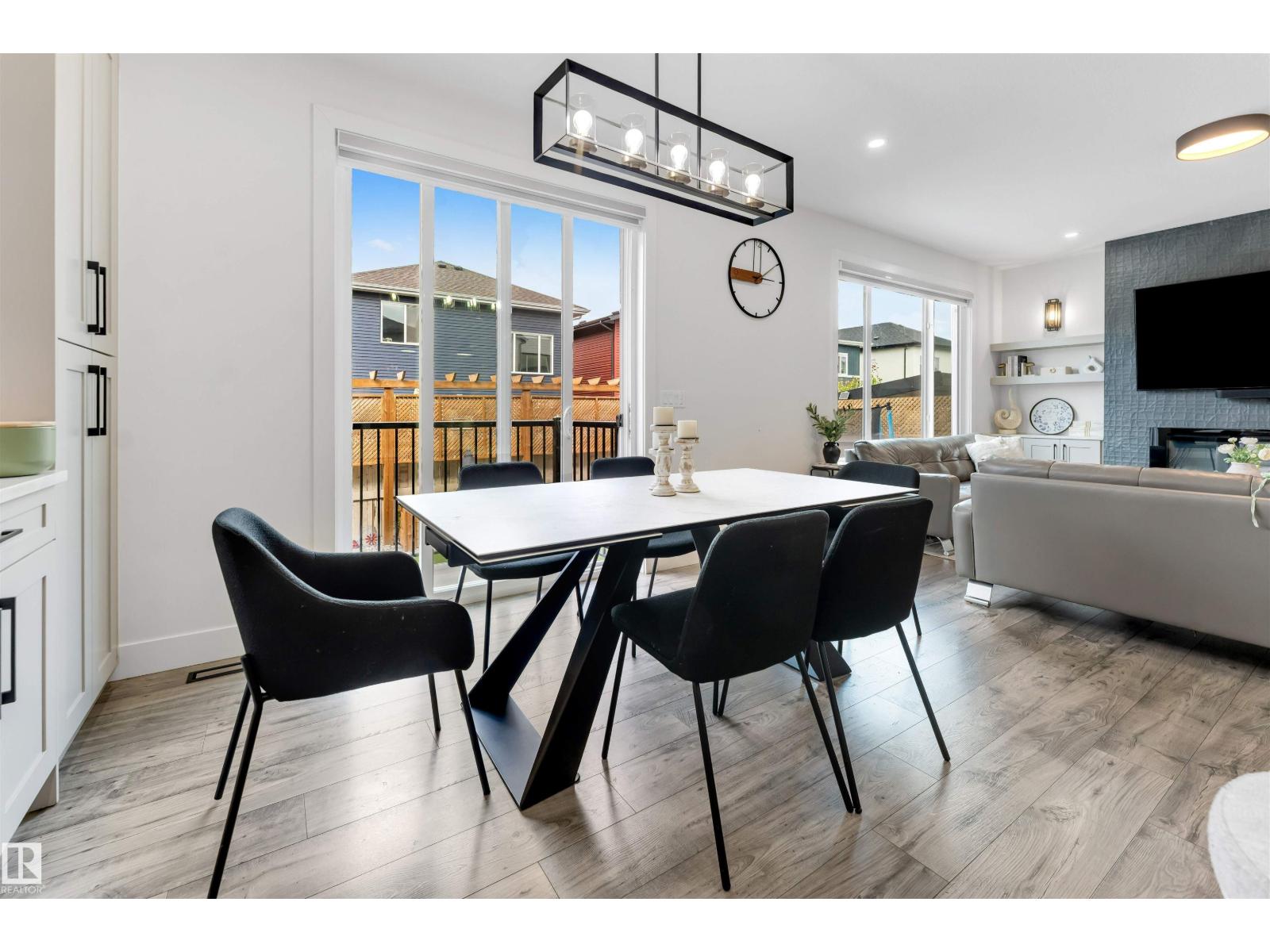 1824 18 AV NW - Image 24