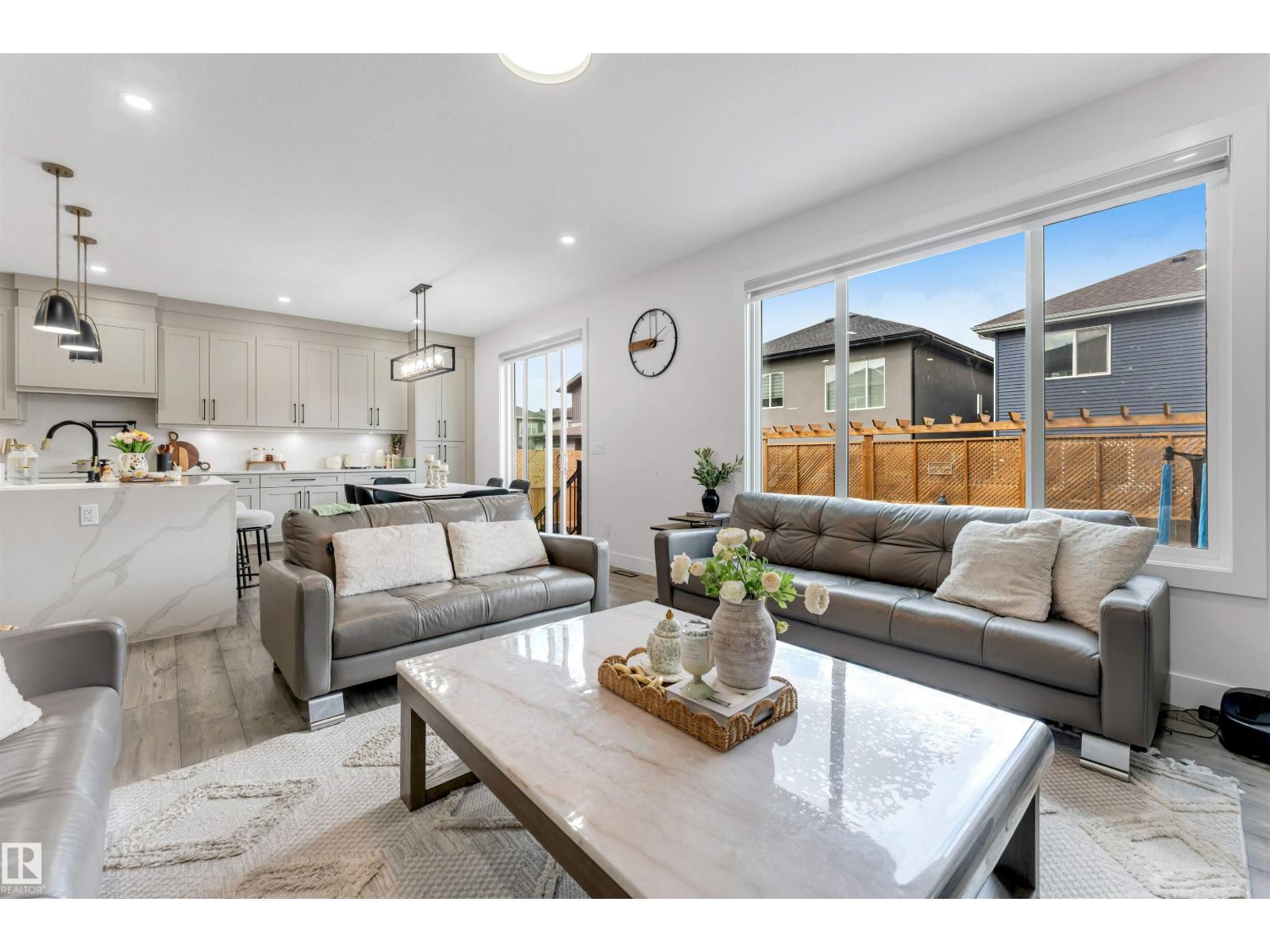1824 18 AV NW - Image 26