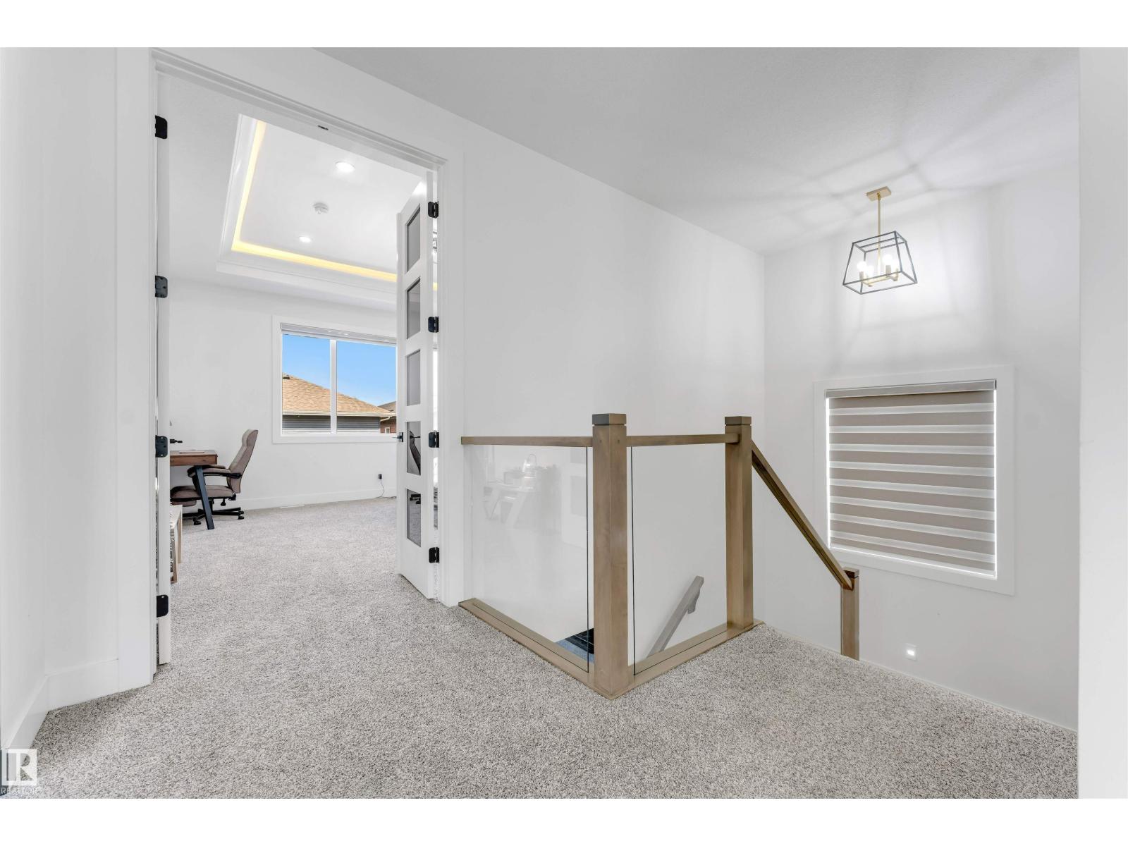 1824 18 AV NW - Image 32