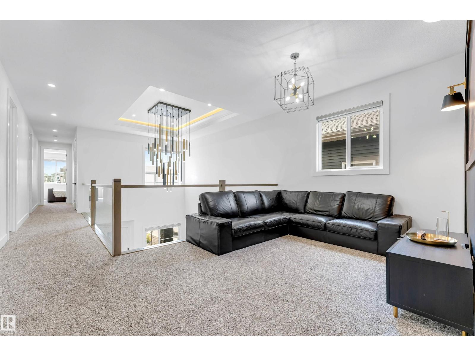 1824 18 AV NW - 34