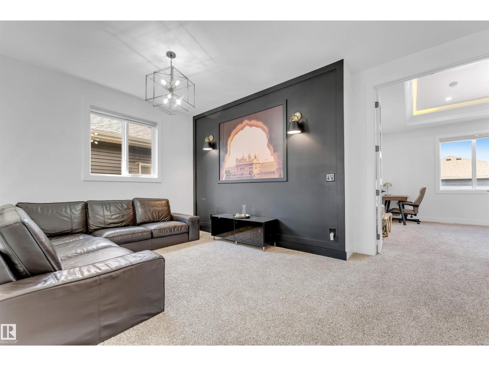 1824 18 AV NW - Image 36