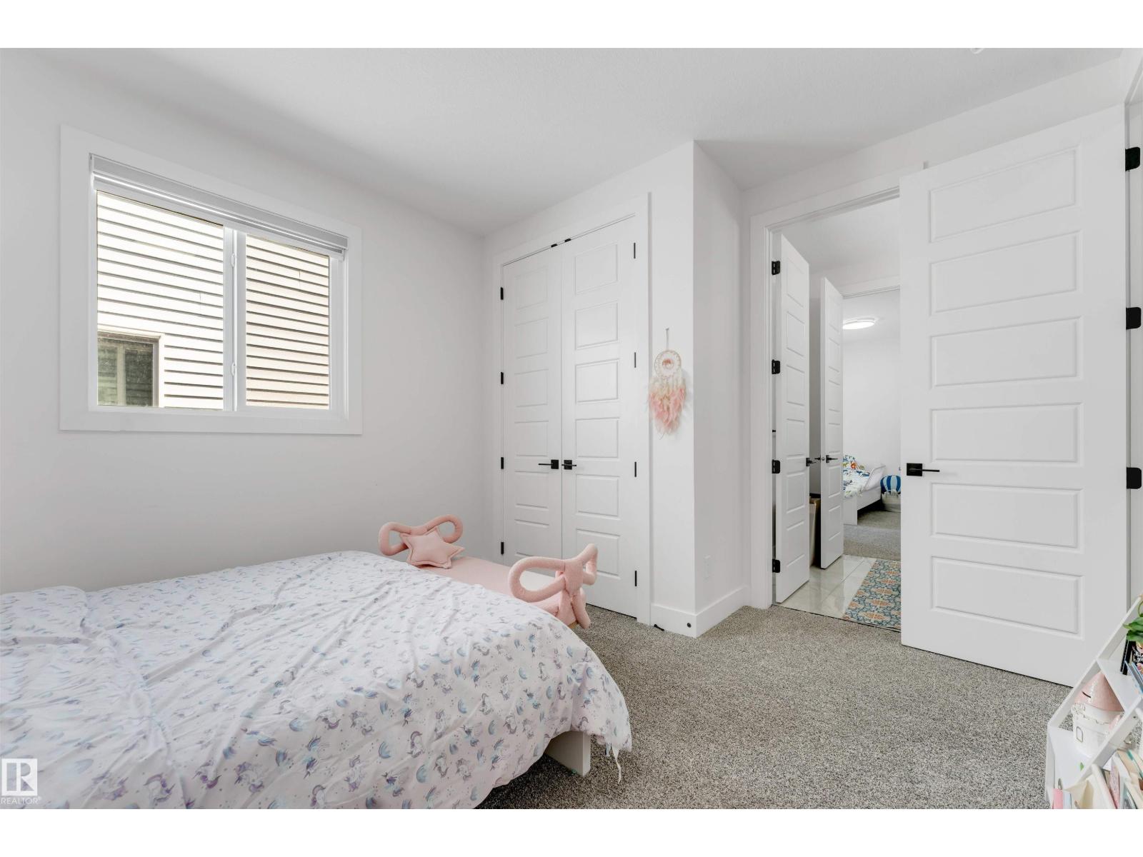 1824 18 AV NW - 40
