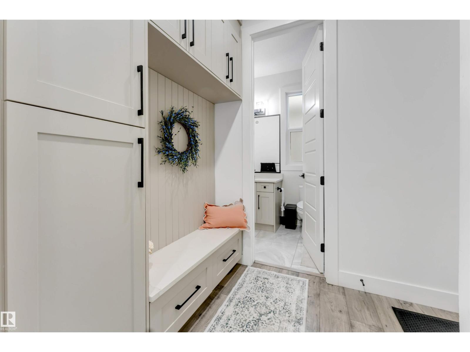 1824 18 AV NW - Image 42