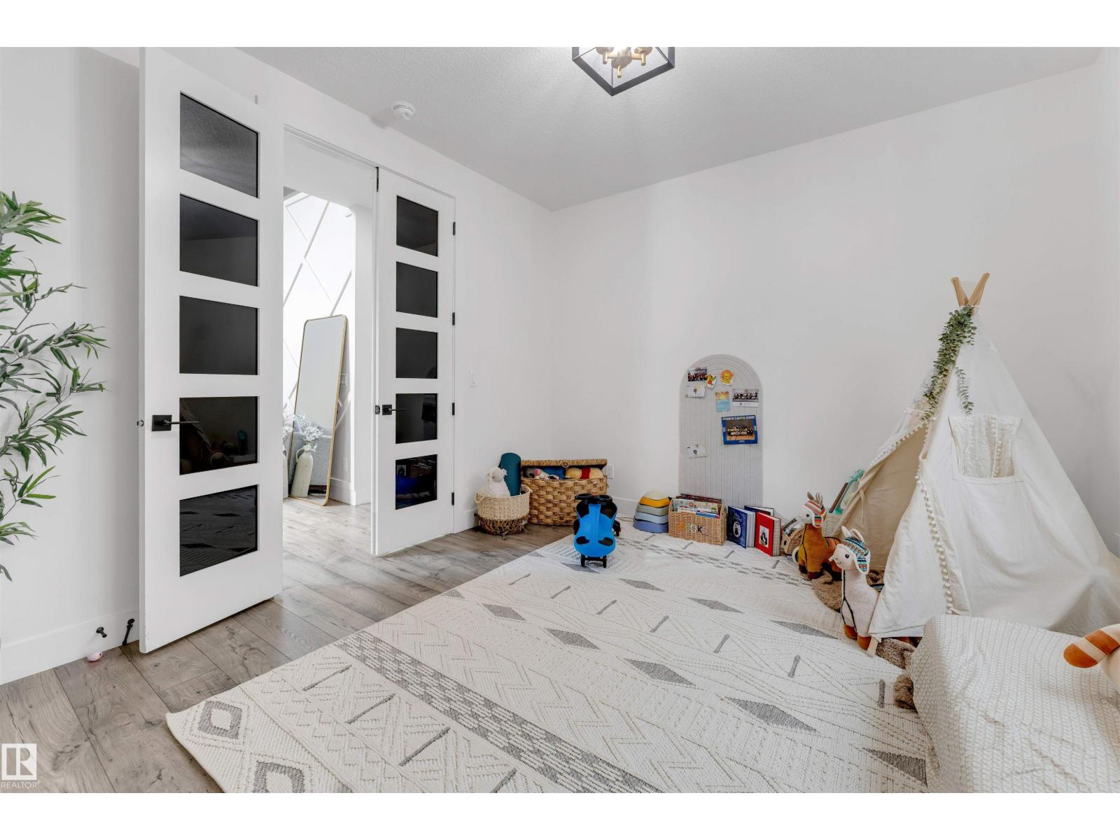 1824 18 AV NW - Image 45