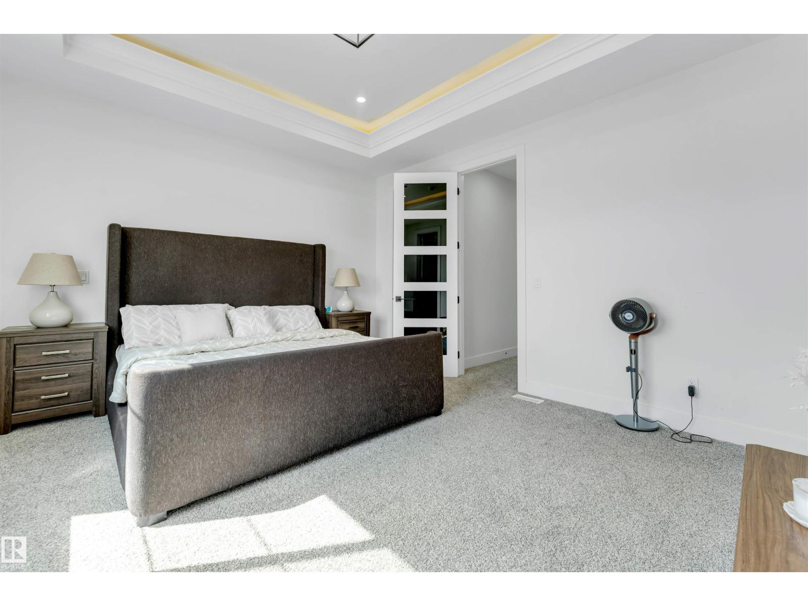 1824 18 AV NW - 47