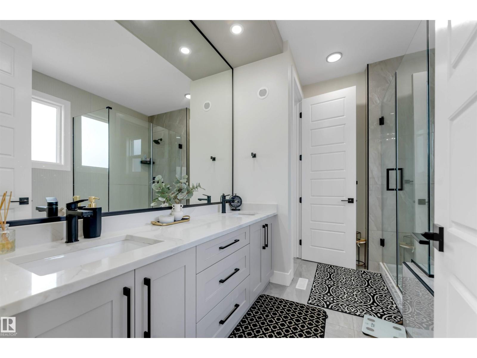 1824 18 AV NW - Image 53
