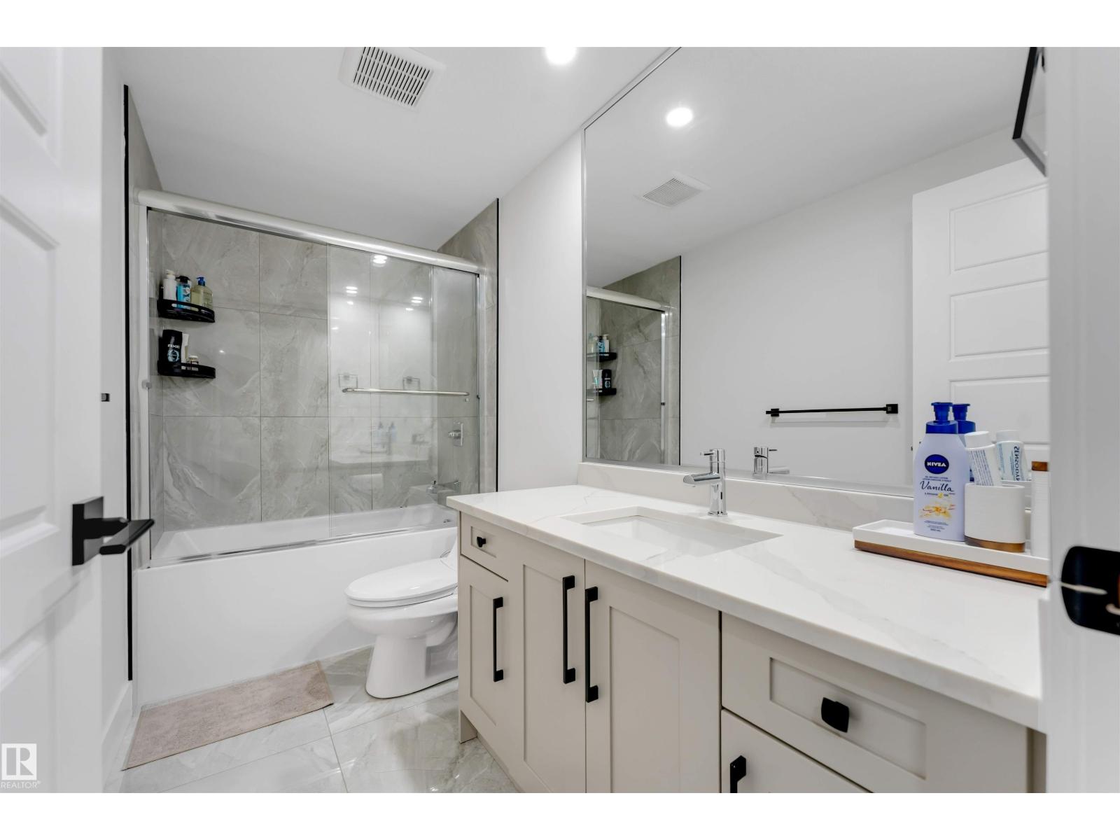1824 18 AV NW - Image 57