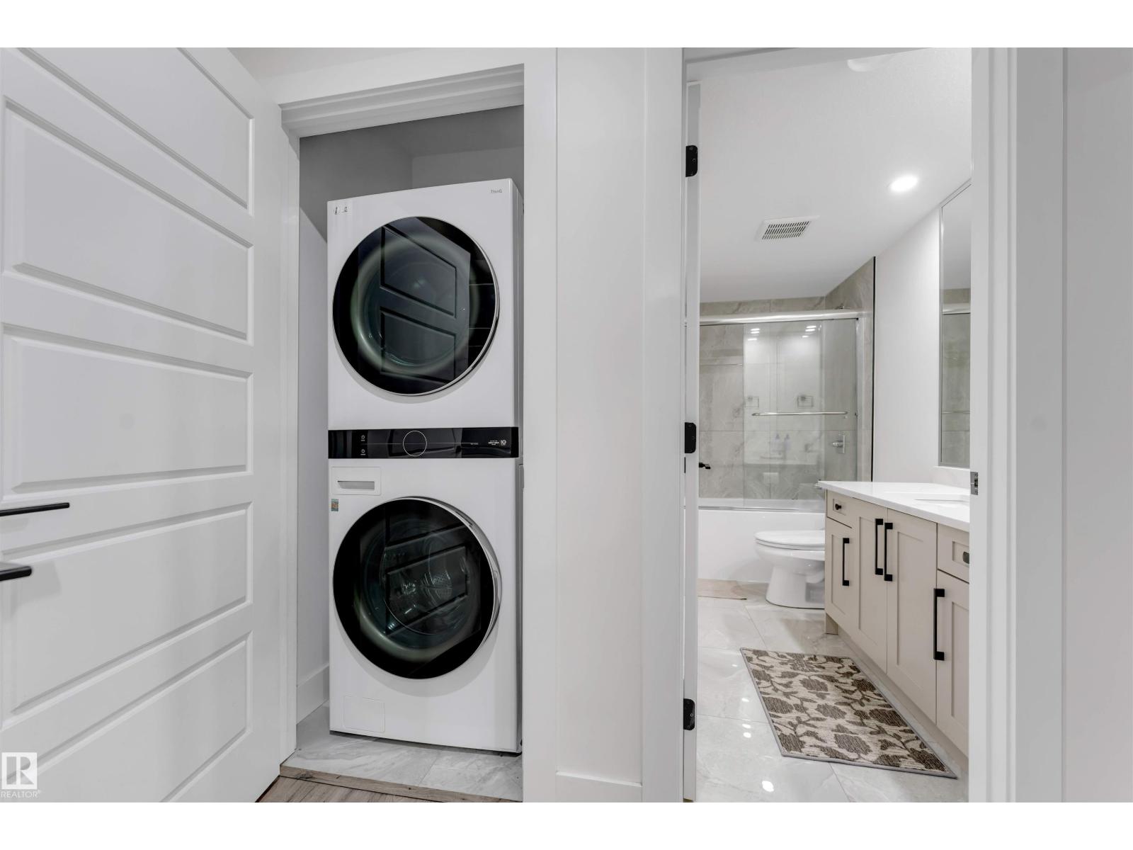 1824 18 AV NW - Image 58
