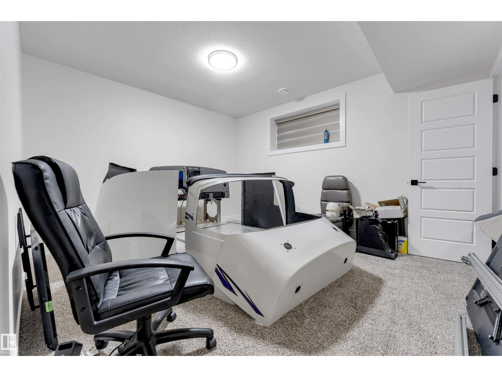 1824 18 AV NW - 65